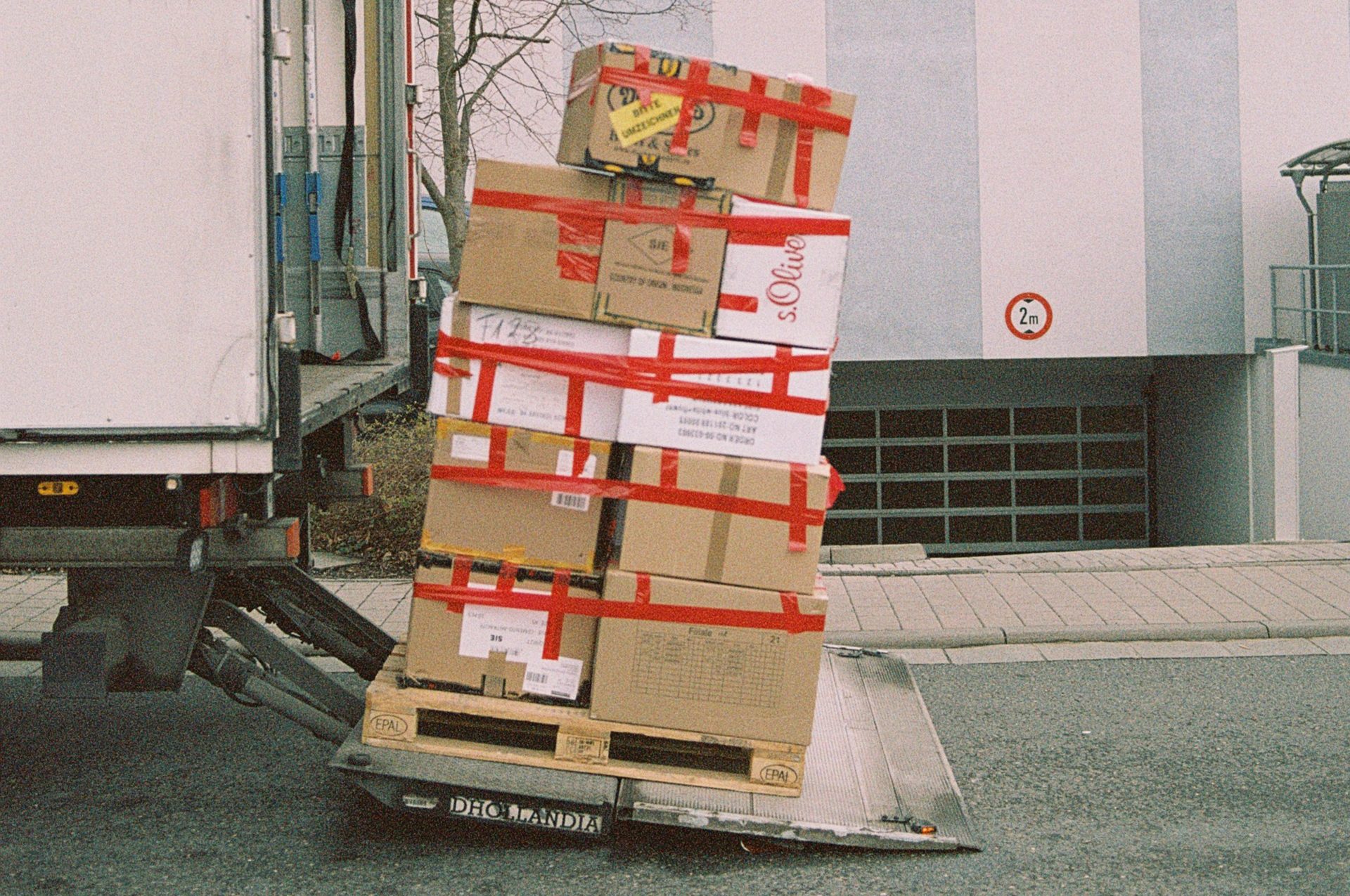 AKIL-property-management-careful-moving Moving Boxes packaged nicely waiting to be brought inside
